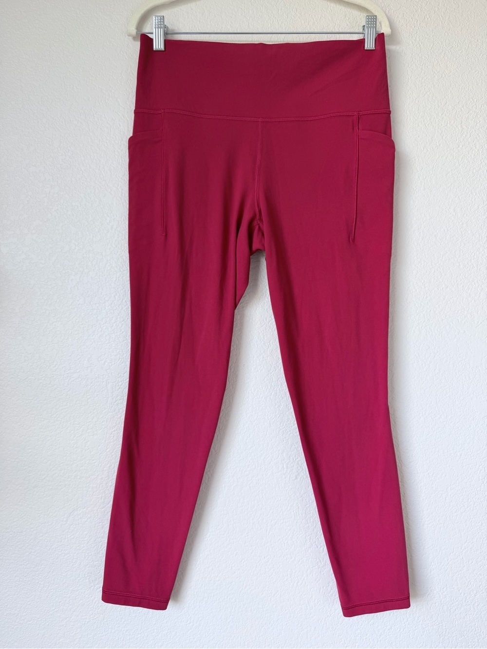 Athleta Salutation Stash Tight Leggings Red High Rise Pockets Size L